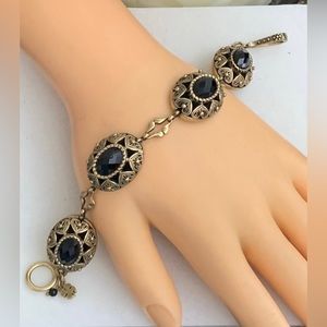 Lucky Brand Gold Tone Oval Ornate Faceted Glass Stone Link Bracelet 7.1/2”